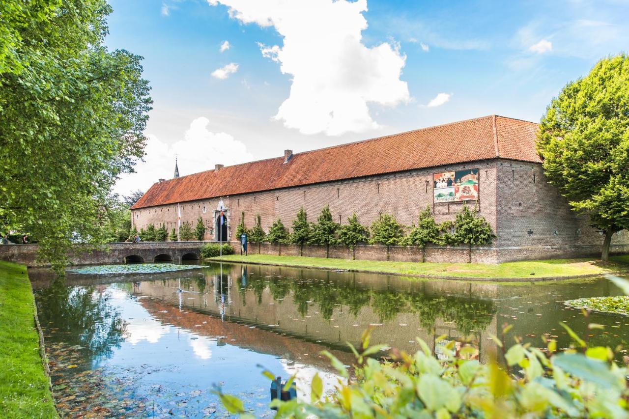Landgoed Kasteel Limbricht Bed & Breakfast Ngoại thất bức ảnh