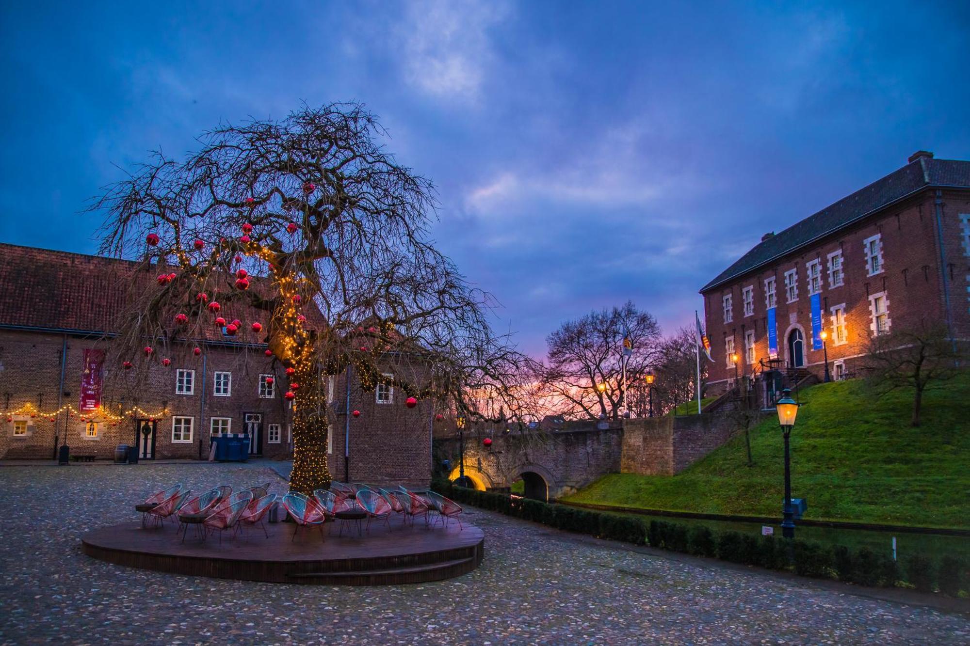 Landgoed Kasteel Limbricht Bed & Breakfast Ngoại thất bức ảnh